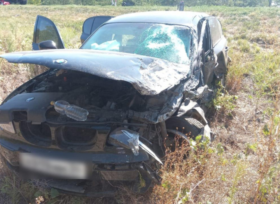 Водитель BMW попал в больницу после ДТП с «Газелью» под Волгоградом